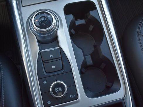 Used 2023 Ford Explorer XLT w/ Equipment Group 202A image 29