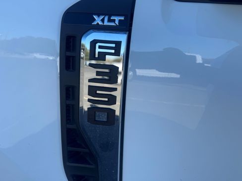 Used 2025 Ford F350 XLT image 2