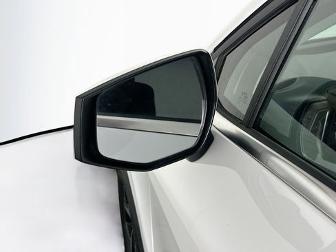 Used 2025 Kia Sportage LX image 16