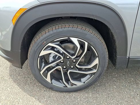 New 2026 Chevrolet TrailBlazer RS w/ Driver Confidence Package AWD/4WD image 19