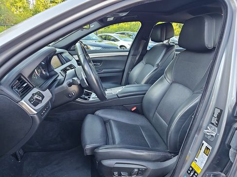 Used 2016 BMW 550i xDrive Sedan AWD/4WD image 10