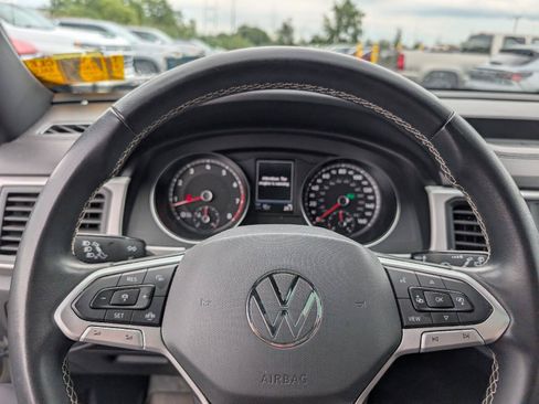 Used 2021 Volkswagen Atlas Cross Sport SE w/ Panoramic Sunroof Package AWD/4WD image 10