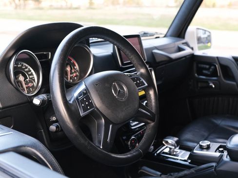 Used 2014 Mercedes-Benz G 63 AMG 4MATIC image 21