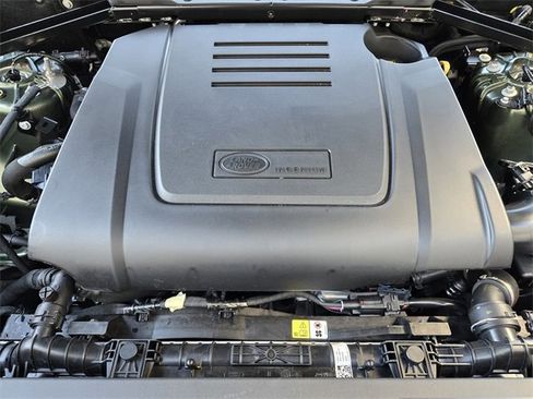 New 2026 Land Rover Defender 110 S image 22