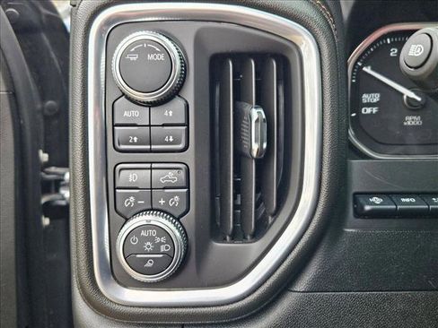 Used 2020 GMC Sierra 1500 AT4 w/ AT4 Premium Package image 13