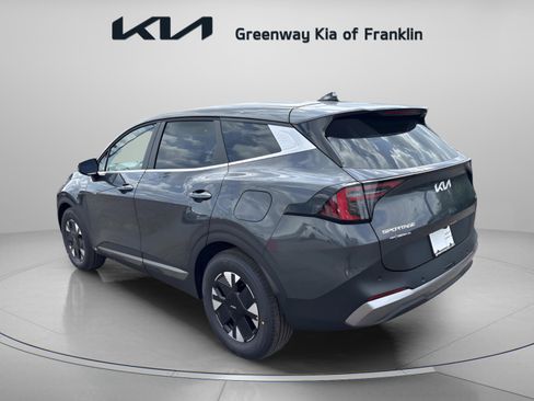 New 2026 Kia Sportage LX image 5