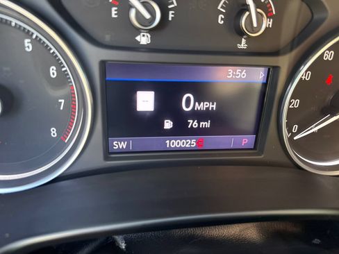 Used 2020 Buick Enclave Essence w/ Sound and Sites Package FWD image 19