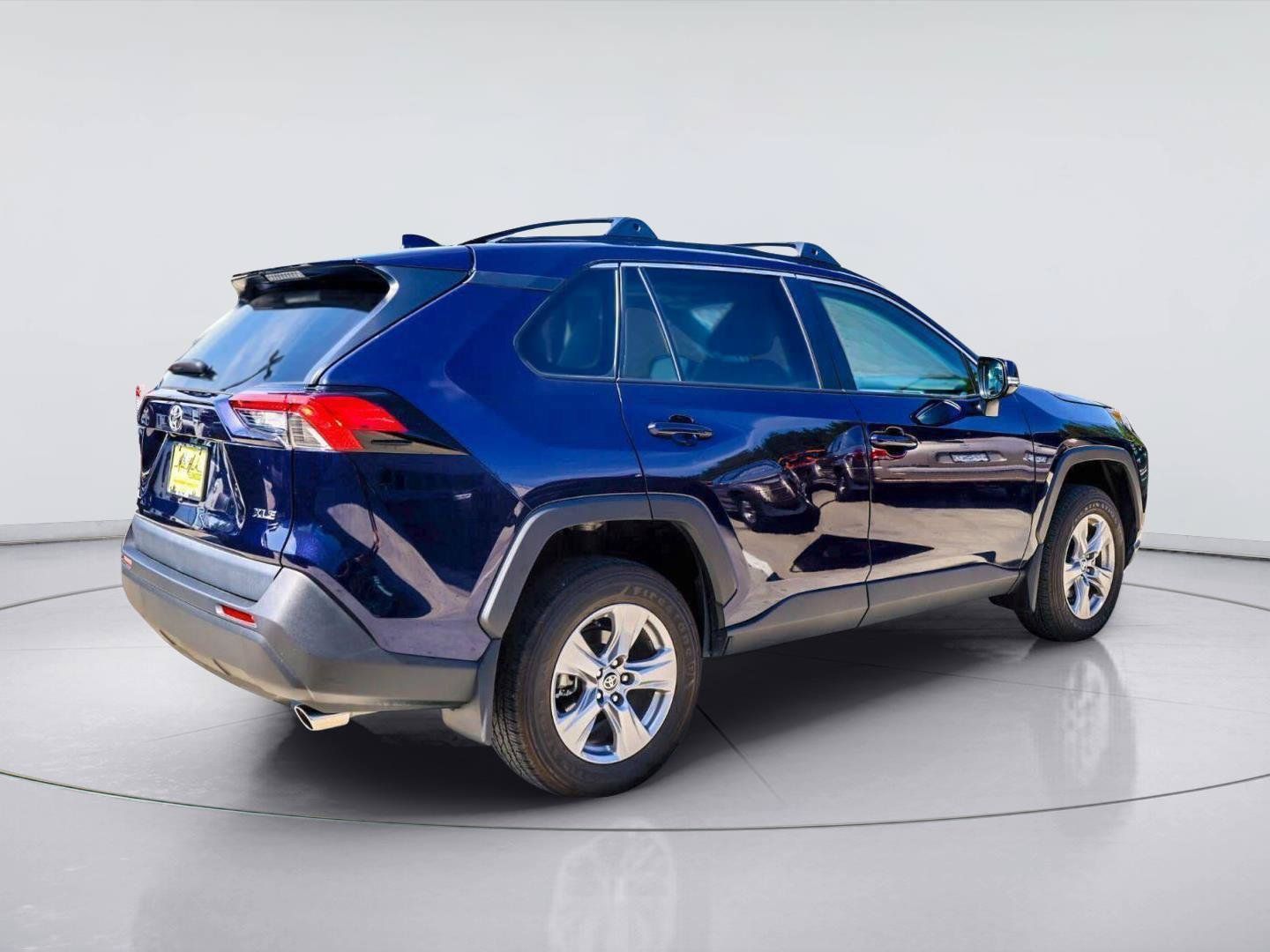 Used 2023 Toyota RAV4 XLE w/ Convenience Package FWD image 8