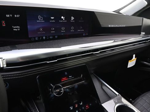 New 2026 Cadillac Escalade V AWD/4WD image 29