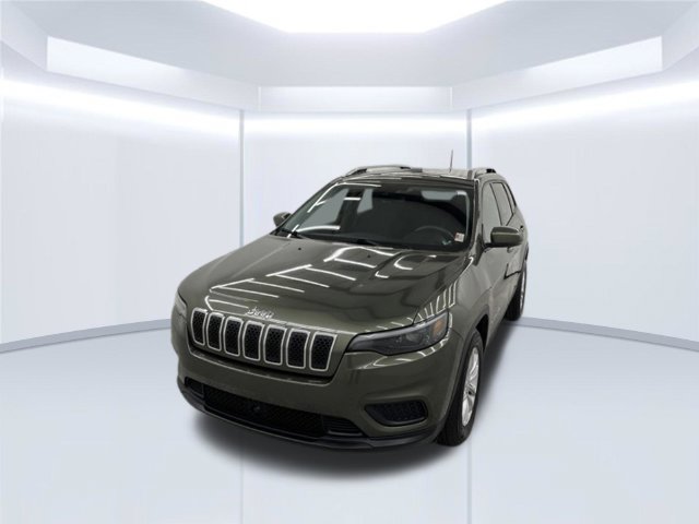 Used 2021 Jeep Cherokee Latitude FWD image 2
