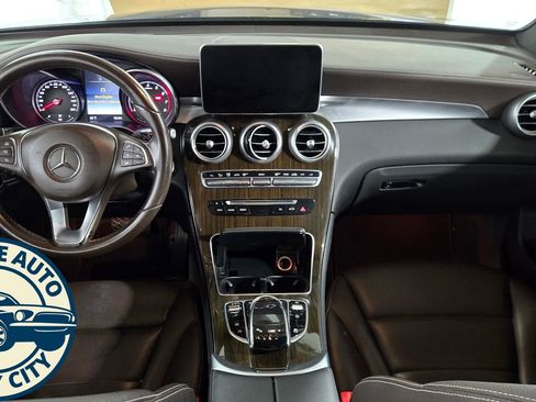 Used 2016 Mercedes-Benz GLC 300 4MATIC w/ Multimedia Package image 28