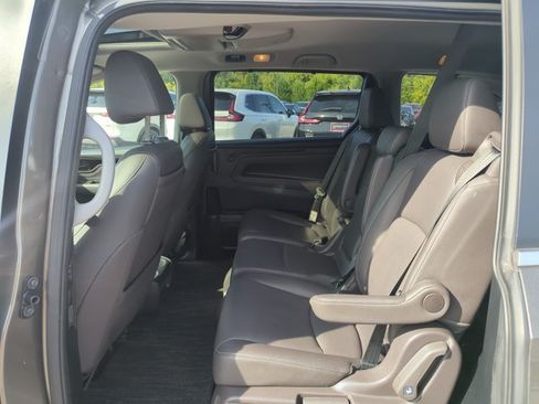 Used 2023 Honda Odyssey Touring image 19