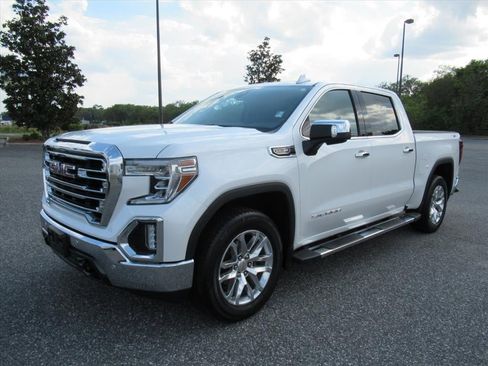 Used 2019 GMC Sierra 1500 SLT w/ SLT Premium Plus Package AWD/4WD image 3