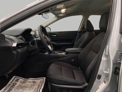 Certified 2025 Nissan Altima 2.5 SV FWD image 25