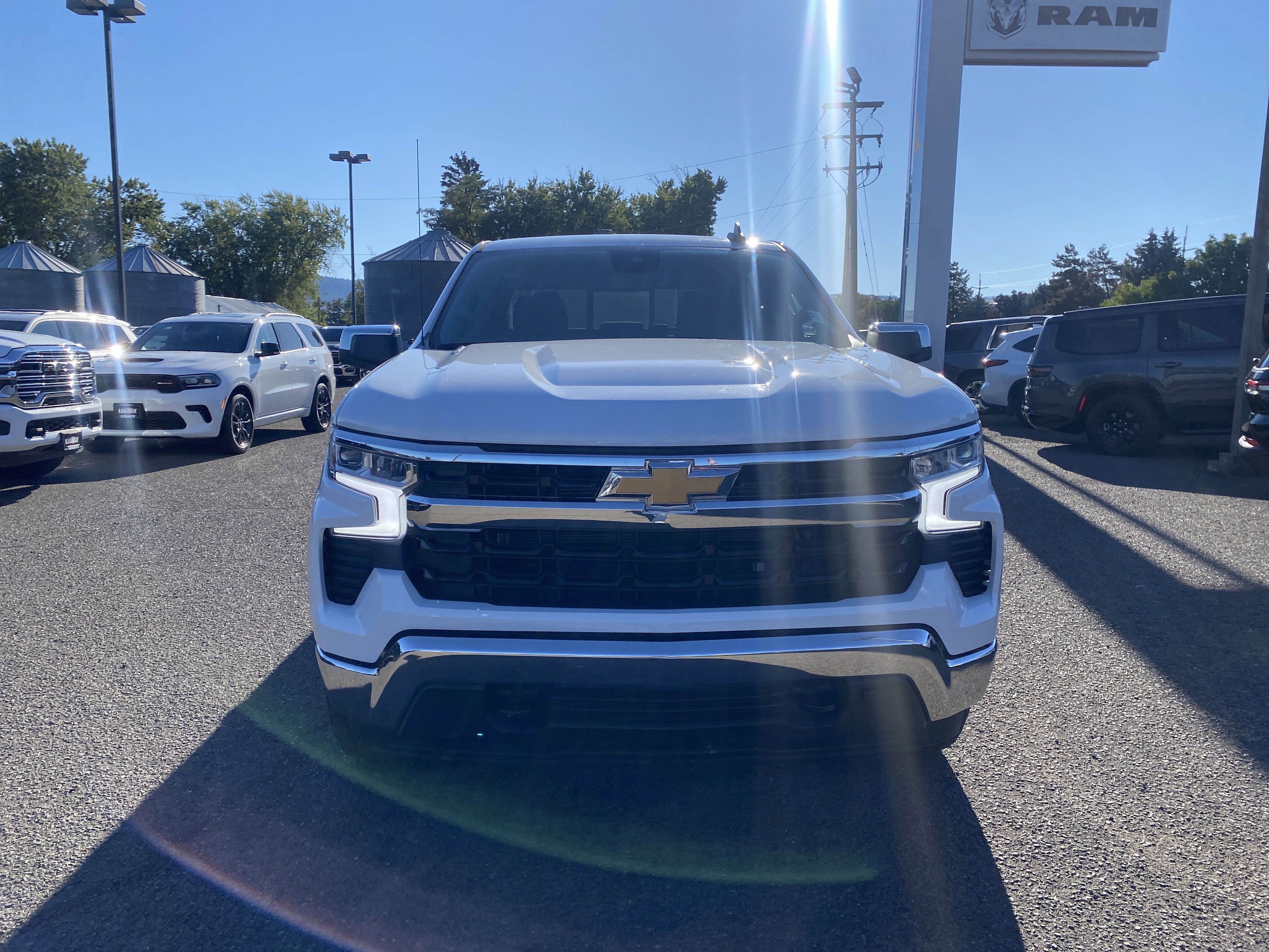 Used 2024 Chevrolet Silverado 1500 LT w/ Convenience Package II AWD/4WD image 8