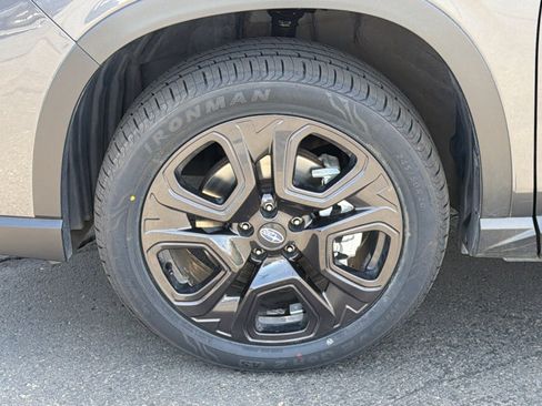 Used 2023 Subaru Ascent Onyx Edition Limited AWD/4WD image 9