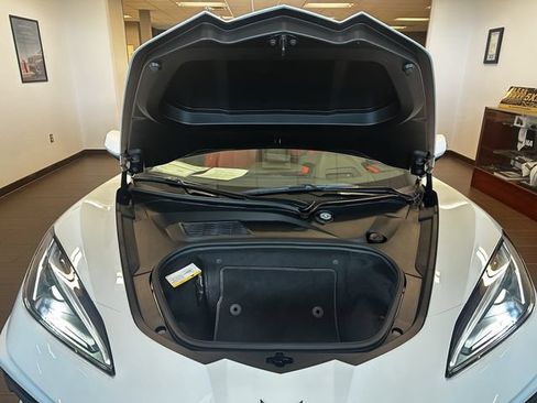 Used 2023 Chevrolet Corvette Stingray Preferred Cpe w/ Z51 Performance Package RWD image 28