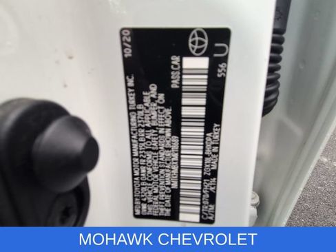 Used 2021 Toyota C-HR LE FWD image 34
