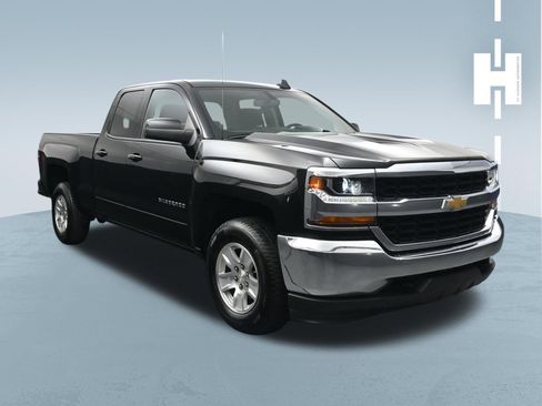 Used 2019 Chevrolet Silverado 1500 LT AWD/4WD image 1