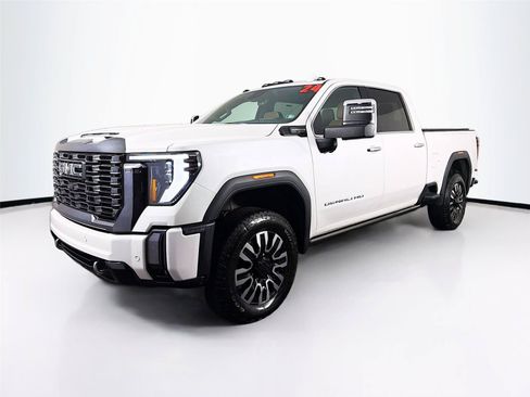 Used 2024 GMC Sierra 2500 Denali Ultimate AWD/4WD image 7