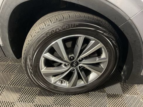 Used 2020 Hyundai Santa Fe SEL w/ Convenience Package AWD/4WD image 39