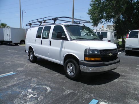 Used 2022 Chevrolet Express 2500 w/ Driver Convenience Package RWD image 1