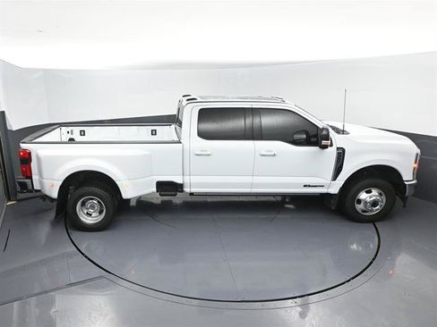 Used 2025 Ford F350 Lariat w/ Lariat Ultimate Package AWD/4WD image 49