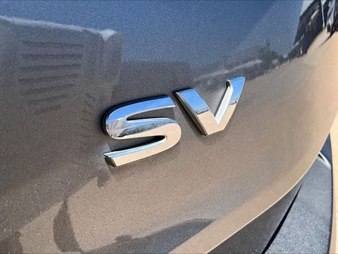 Used 2023 Nissan Rogue SV FWD image 10