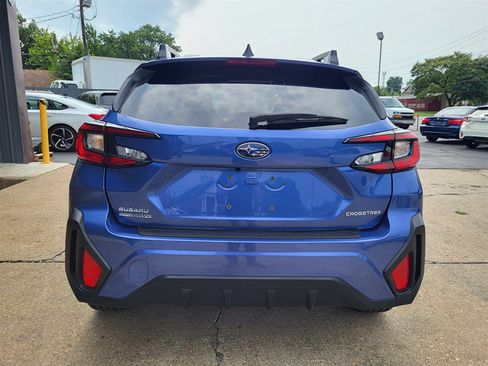 Used 2025 Subaru Crosstrek 2.5i Premium AWD/4WD image 7