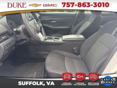 Used 2023 Nissan Sentra SV image 3
