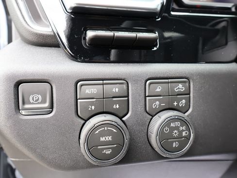 New 2026 Chevrolet Silverado 1500 High Country AWD/4WD image 13
