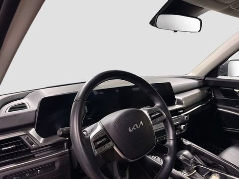 Used 2024 Kia Telluride S AWD/4WD image 10