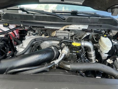 Used 2018 GMC Sierra 3500 Denali w/ Duramax Plus Package image 28