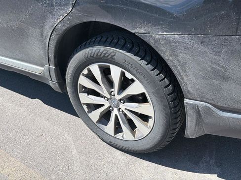 Used 2018 Subaru Outback 2.5i Touring AWD/4WD image 10