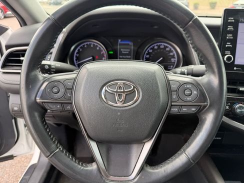 Used 2023 Toyota Camry SE w/ Audio Upgrade Package FWD image 11