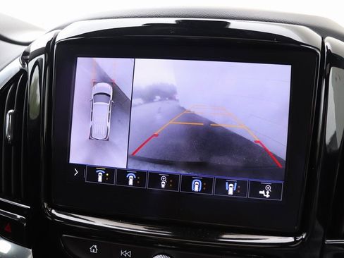 Used 2020 Chevrolet Traverse RS image 36