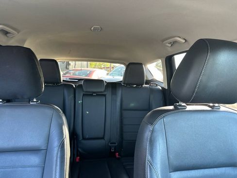 Used 2014 Ford Escape Titanium w/ Equipment Group 401A AWD/4WD image 26