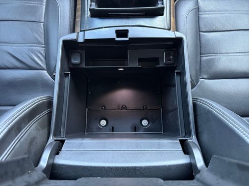Used 2018 GMC Yukon Denali RWD image 21