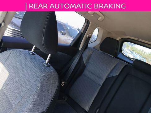 Used 2023 Nissan Rogue SV image 16