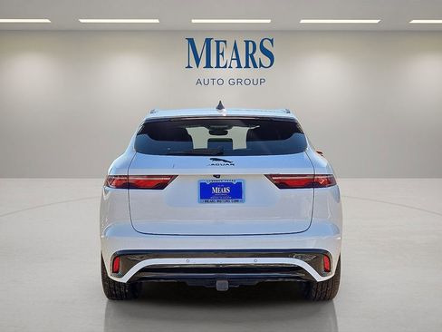 Used 2024 Jaguar F-PACE R-Dynamic S image 4