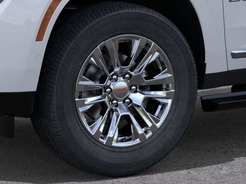 New 2026 GMC Yukon Denali w/ Sun & Power Step Package image 9