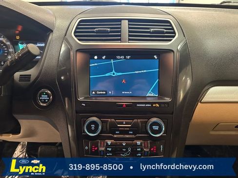 Used 2017 Ford Explorer XLT w/ Equipment Group 202A image 12