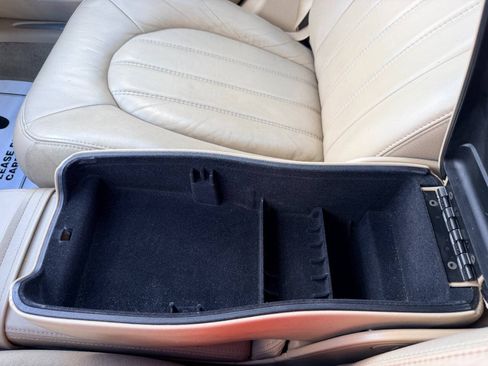 Used 2011 Buick Lucerne CXL FWD image 35