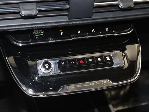 Used 2023 Lincoln Corsair Standard w/ Equipment Group 101A image 27