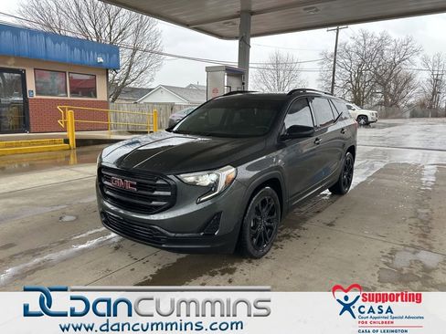Used 2020 GMC Terrain SLE w/ Driver Convenience Package image 1
