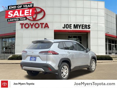 New 2026 Toyota Corolla Cross L image 5