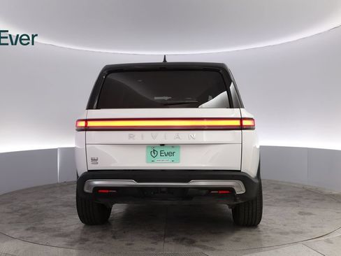 Used 2024 Rivian R1S Adventure AWD/4WD image 15