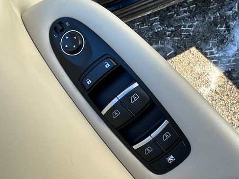 Used 2019 INFINITI QX50 Essential w/ Sensory Package image 22