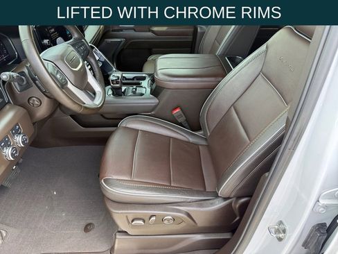 Used 2024 GMC Sierra 1500 Denali w/ Technology Package AWD/4WD image 10
