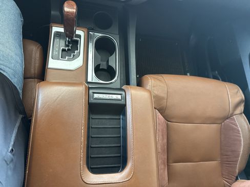 Used 2015 Toyota Tundra 1794 Edition image 25